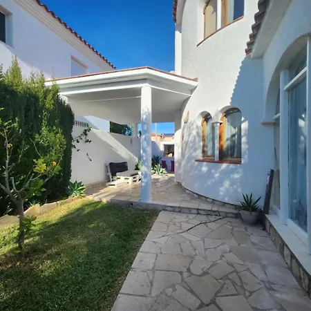 Desiree Holiday home