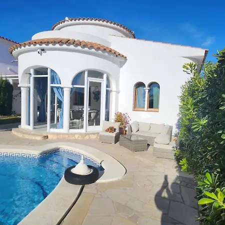 Holiday home Desiree Les Tres Cales